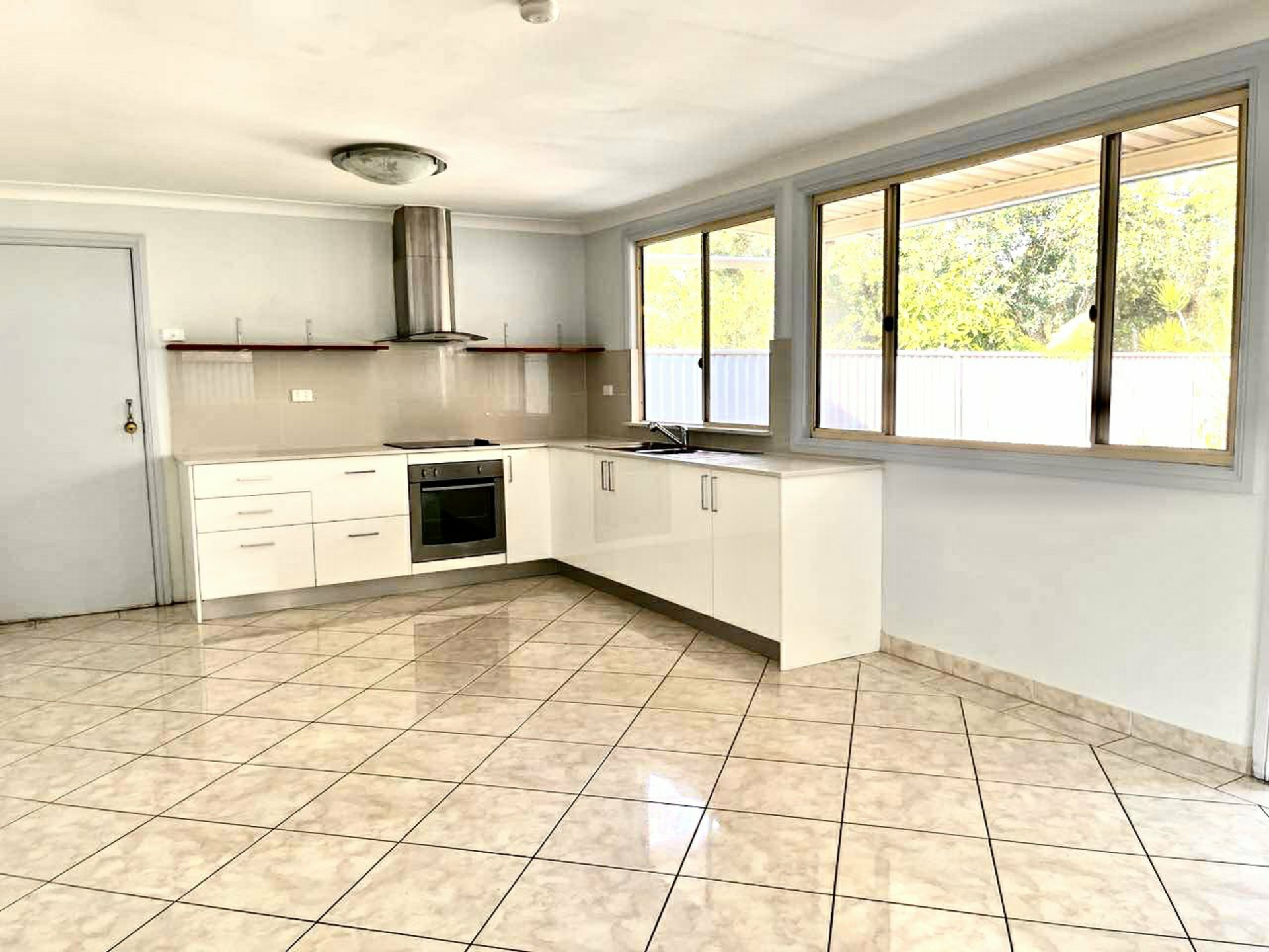11 Waterside Crescent, CARRAMAR