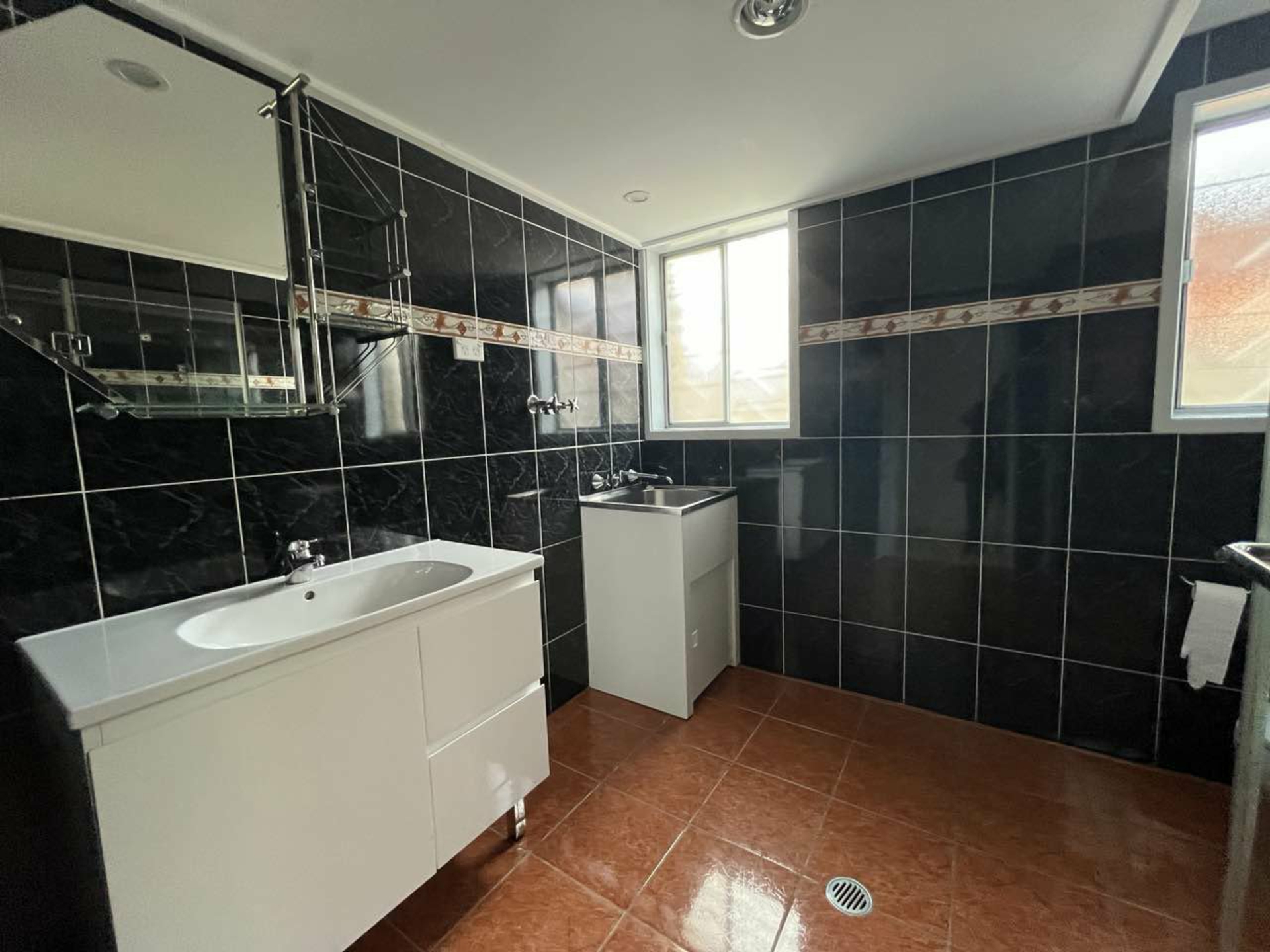 11 Waterside Crescent, CARRAMAR