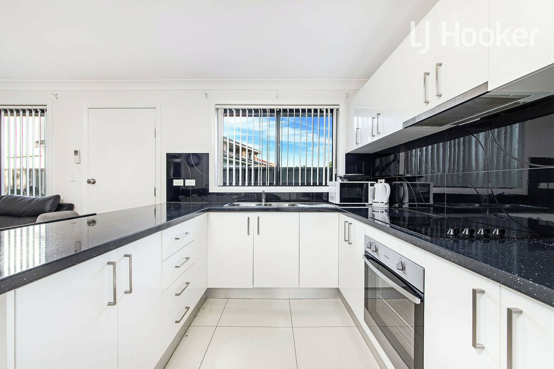 49 Avenel Street, CANLEY VALE