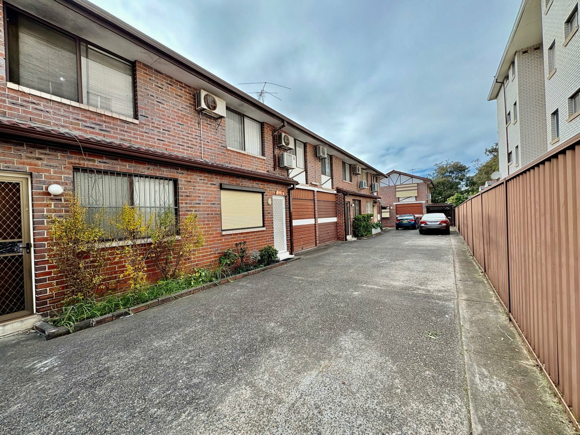 2/28 Hill street, CABRAMATTA