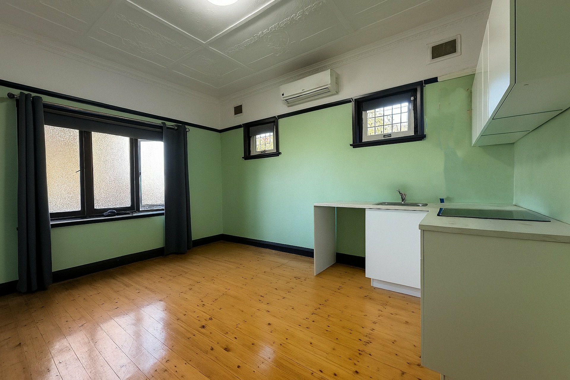 56 The Ave, GRANVILLE