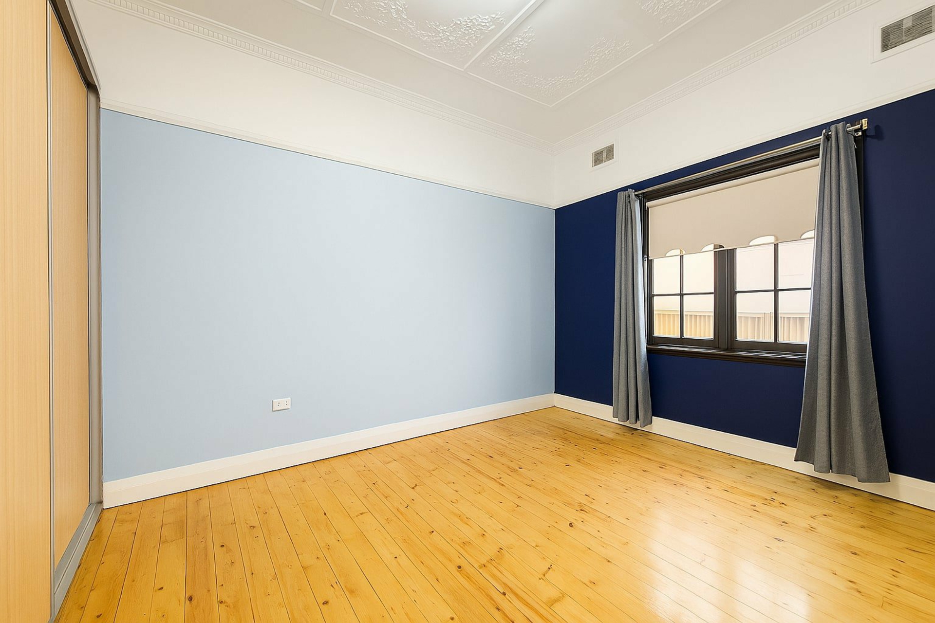 56 The Ave, GRANVILLE