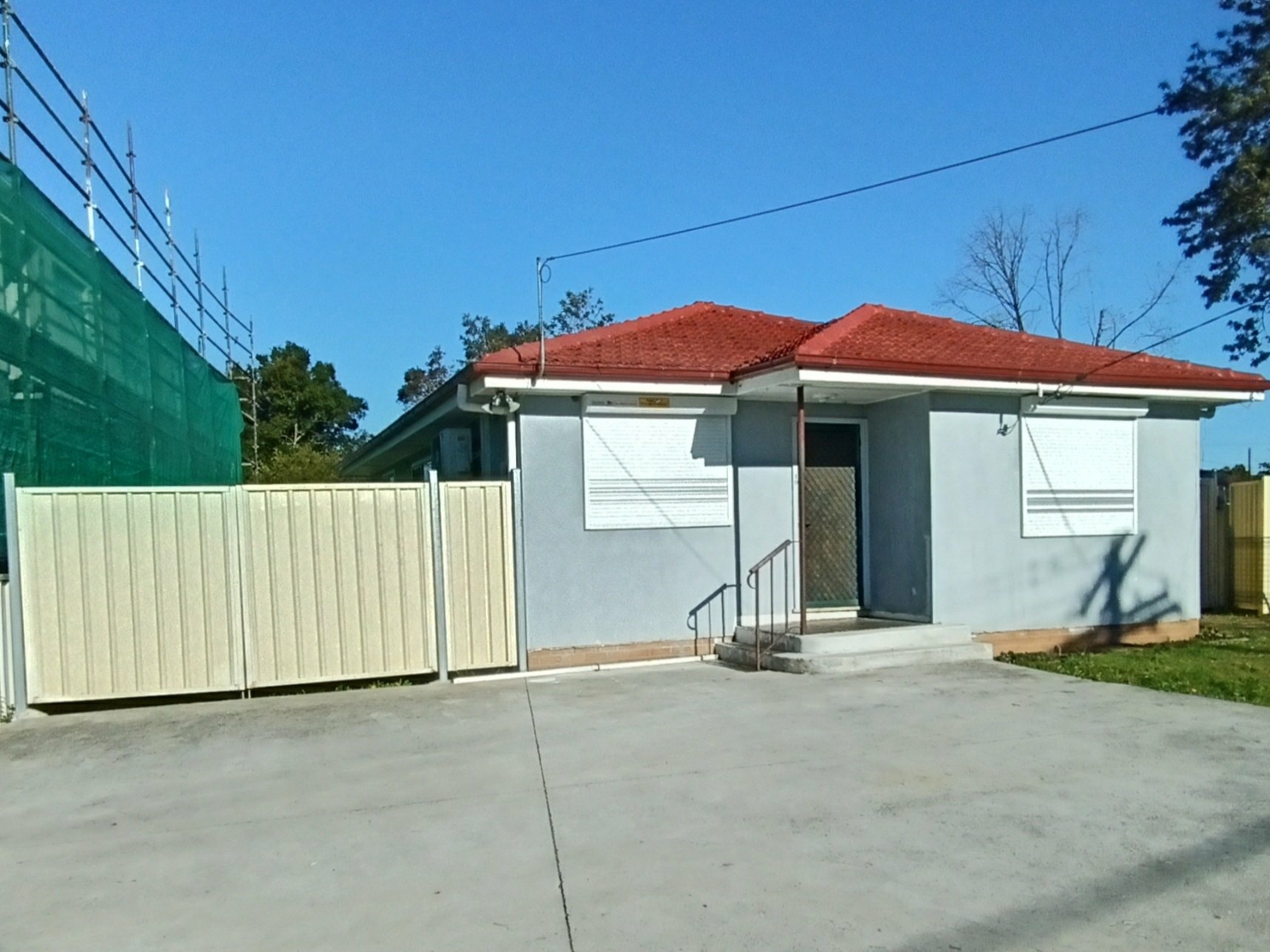 10 Lister Avenue, CABRAMATTA WEST