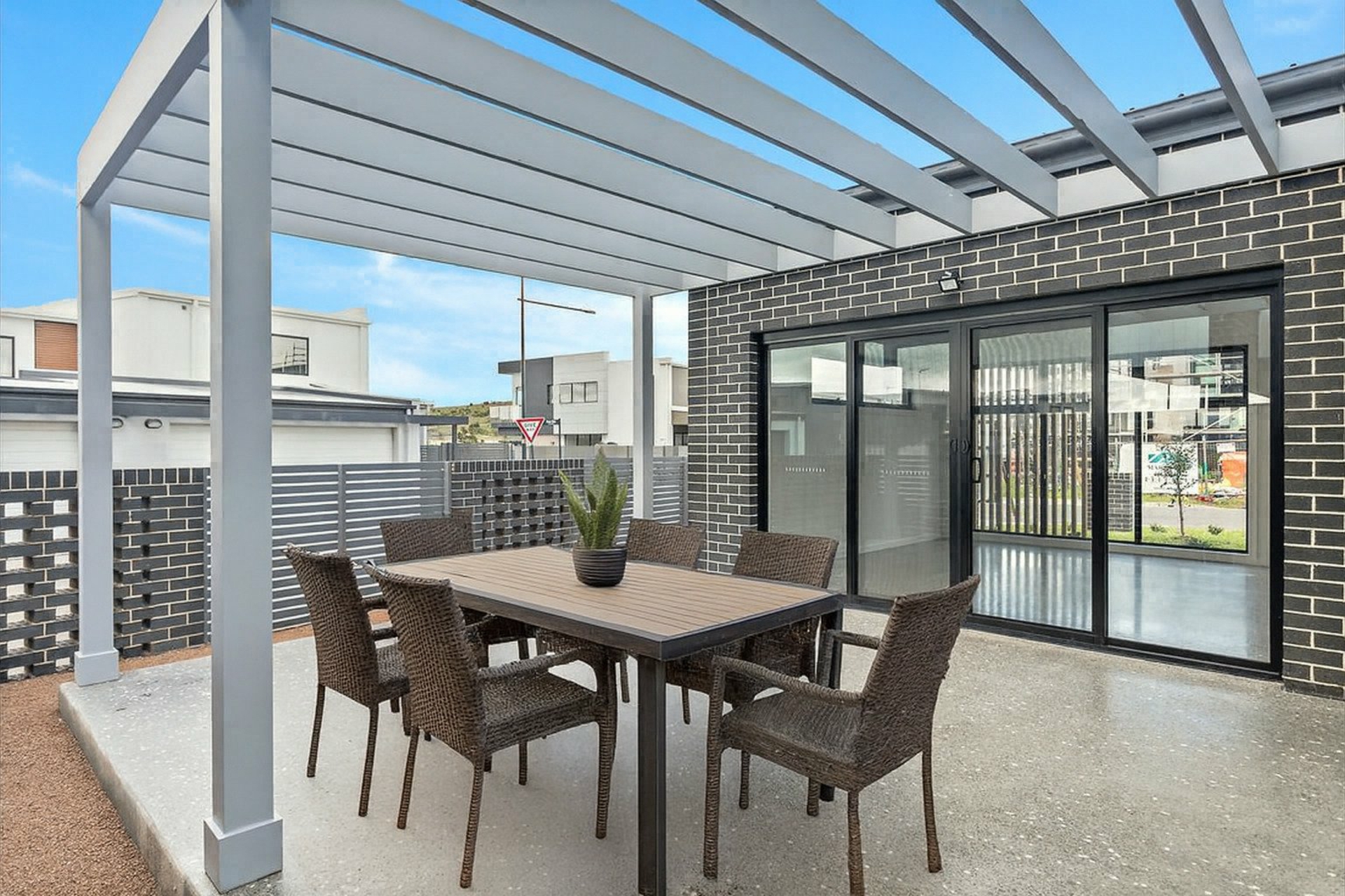 23 Pier Avenue — photo 13 of 20