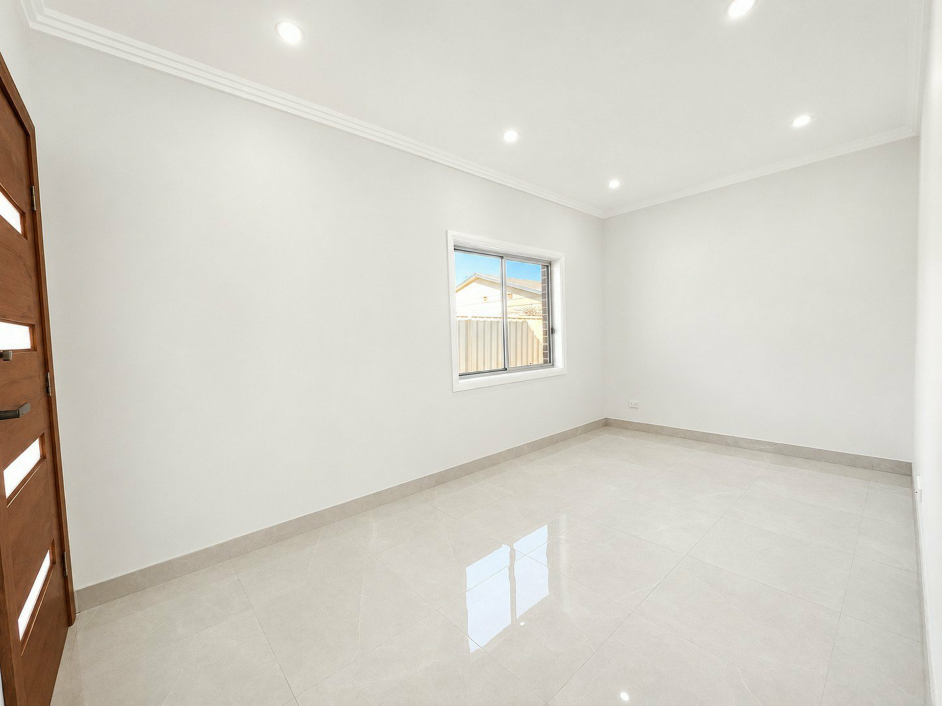 8A Avoca Road, Canley Heights