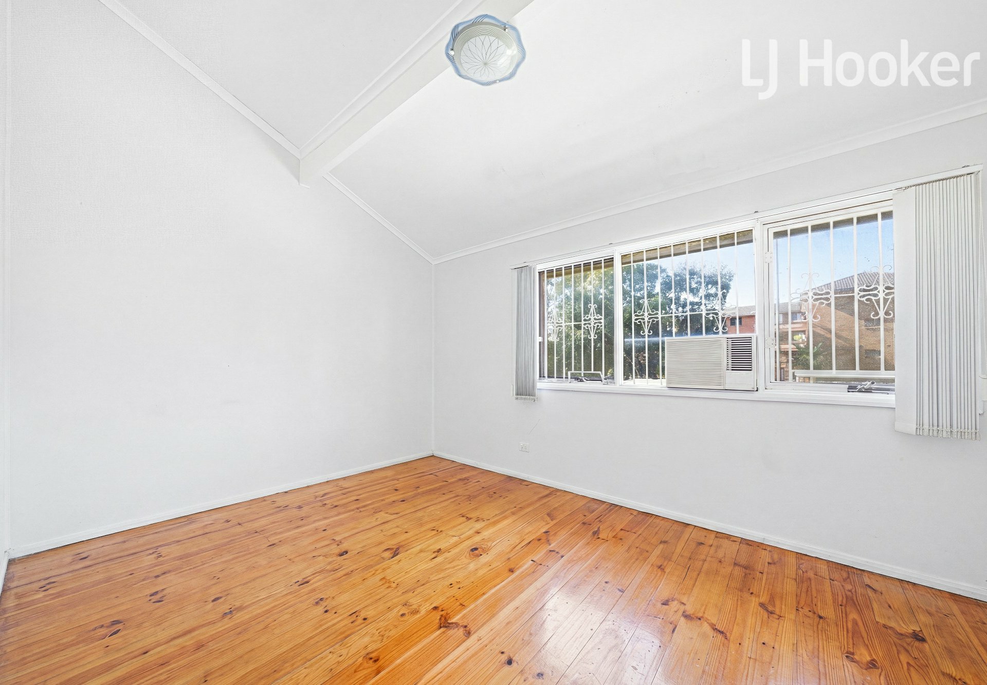 Unit 6/68 Hughes Street — photo 3 of 23