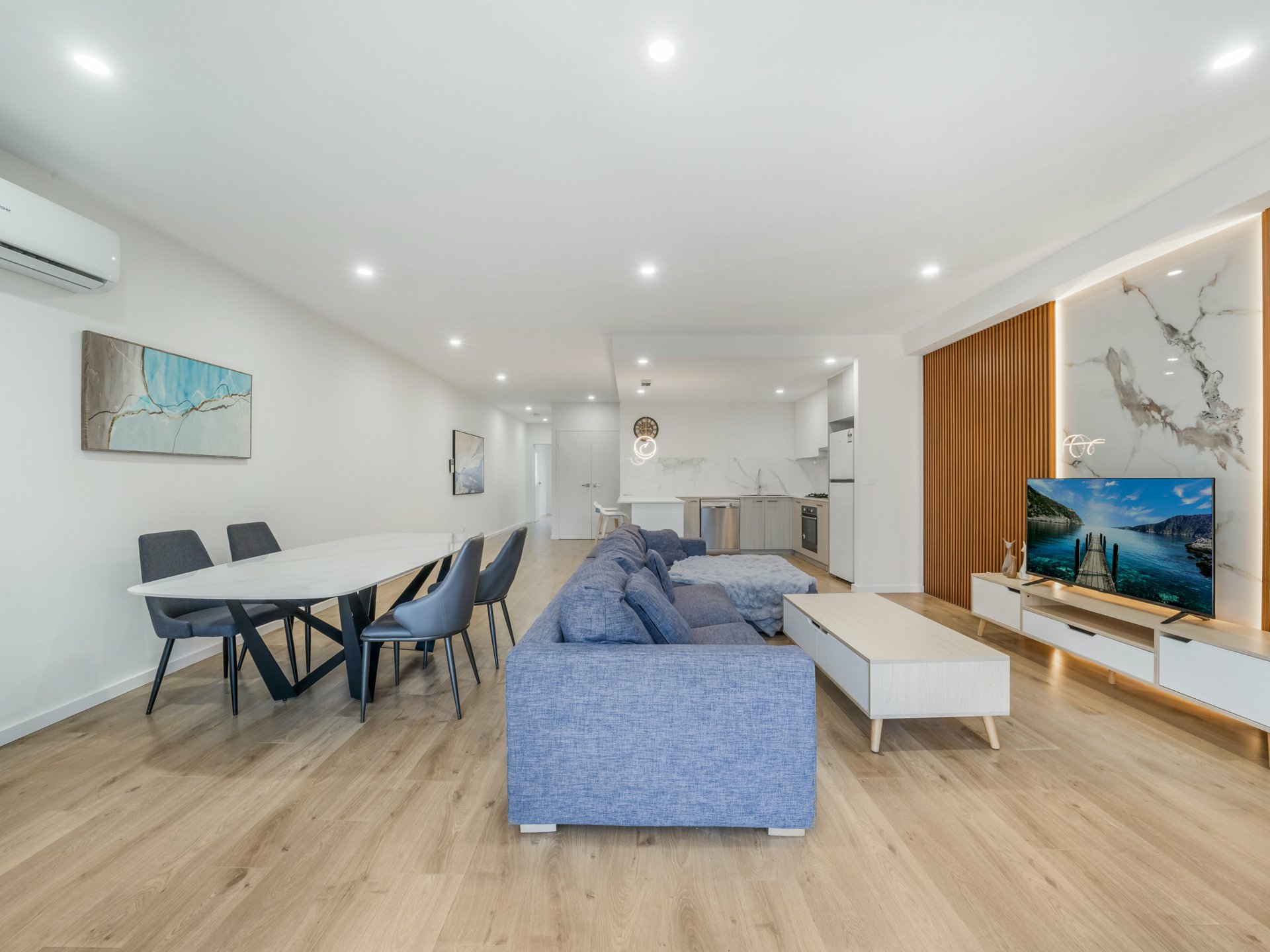 B001/18-20 Bibbys Place — photo 5 of 13