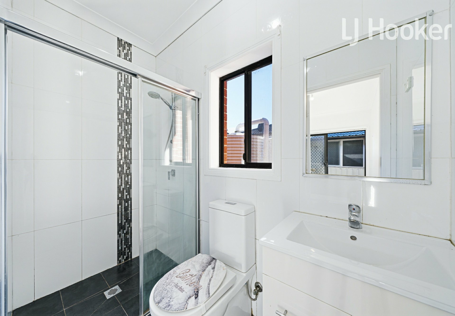 6A Rundle Rd — photo 7 of 10