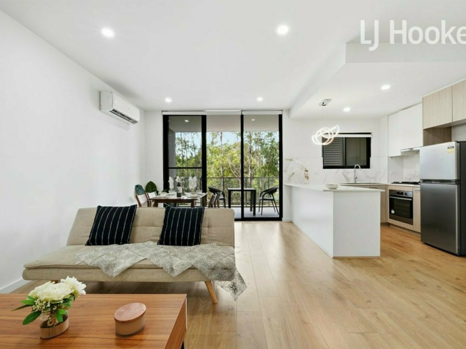 D202/37-41 Bonnyrigg Avenue — photo from LJ Hooker Cabramatta