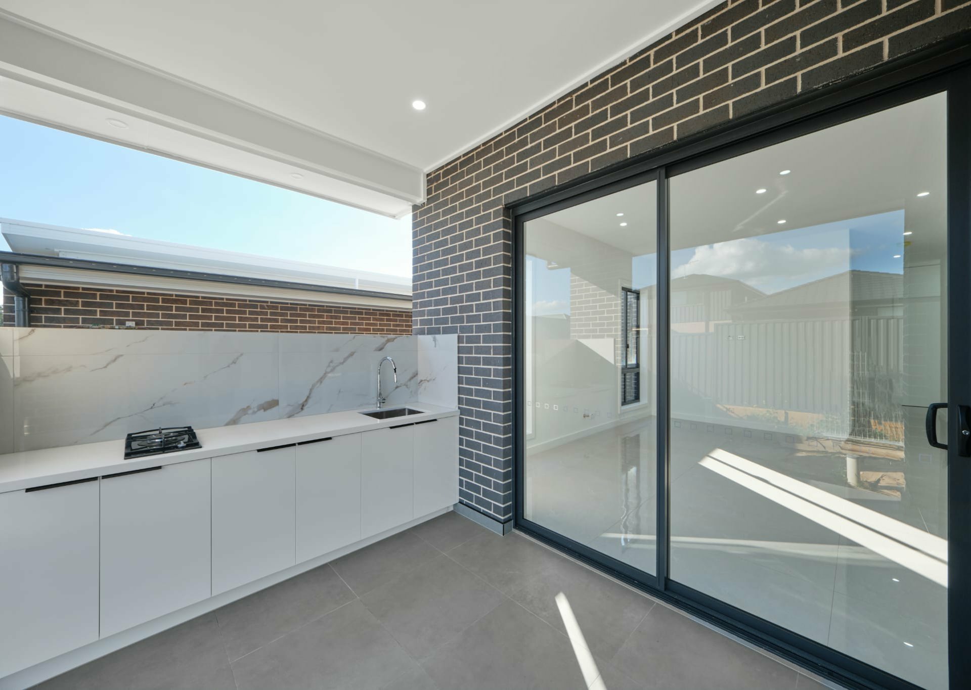 30 Srubwren Street — photo 12 of 17