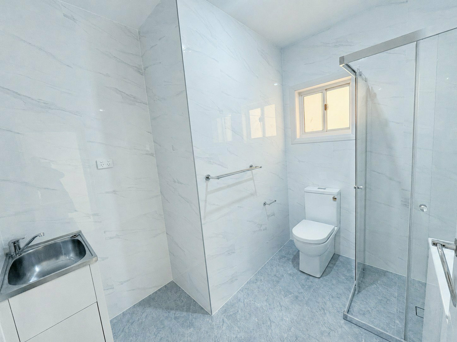 10 Quiros Ave — photo 4 of 5