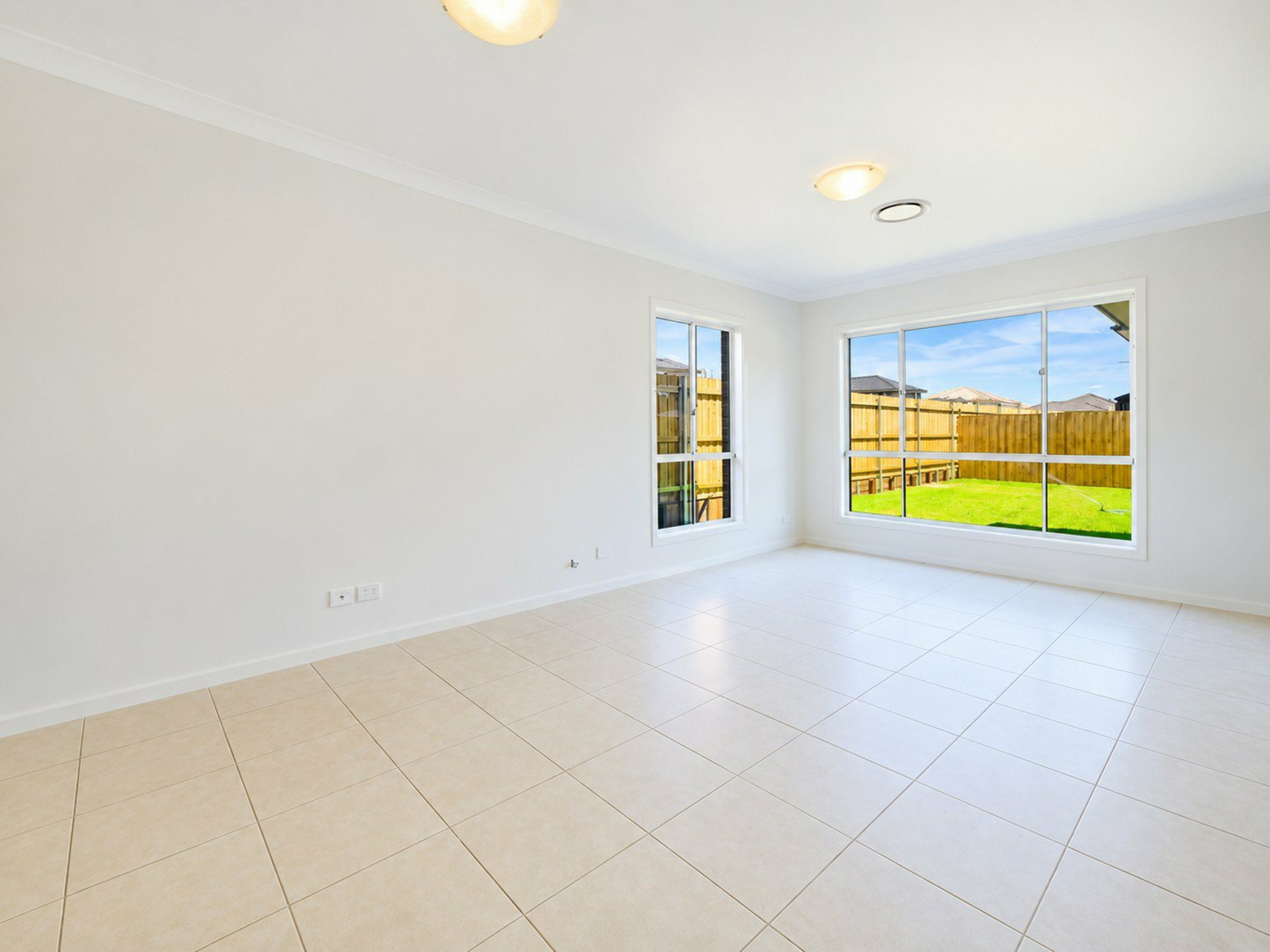 31 Passendale Road — photo 5 of 15