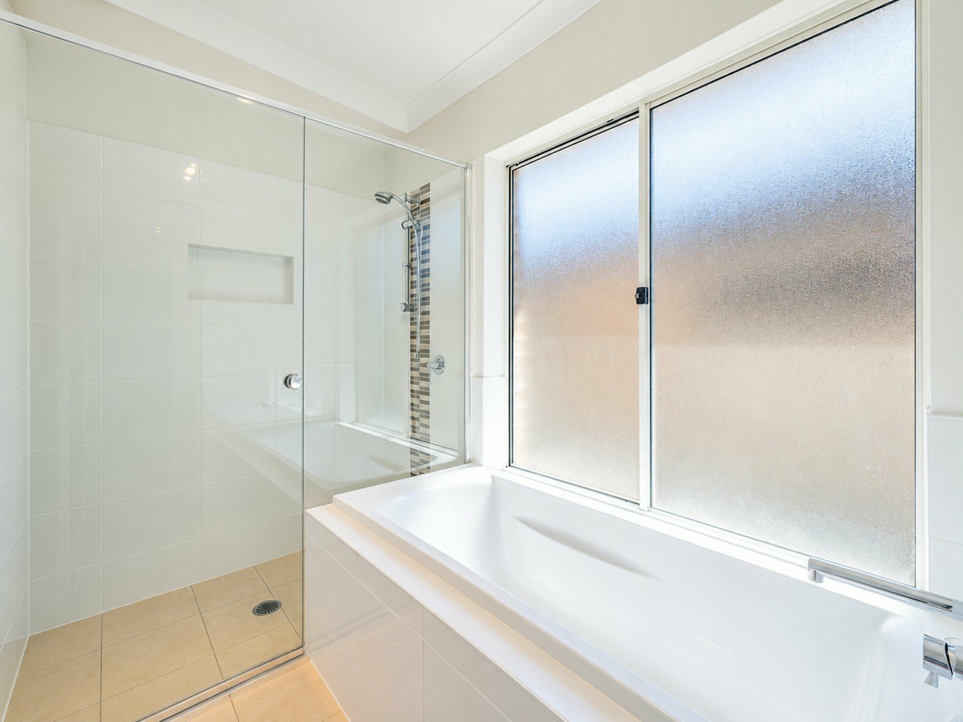 31 Passendale Road — photo 6 of 15