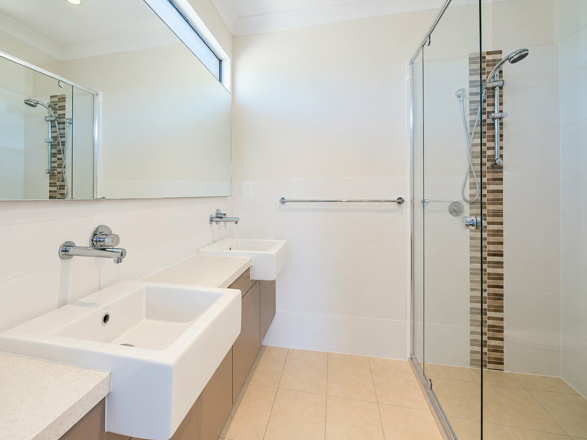 31 Passendale Road — photo 7 of 15