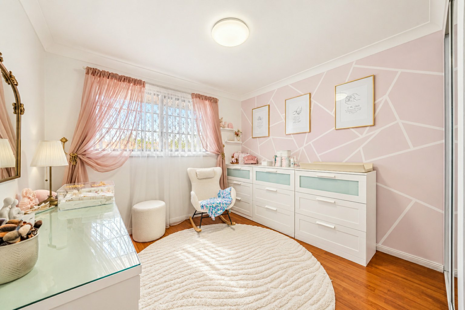 24A Harold Street — photo 8 of 25