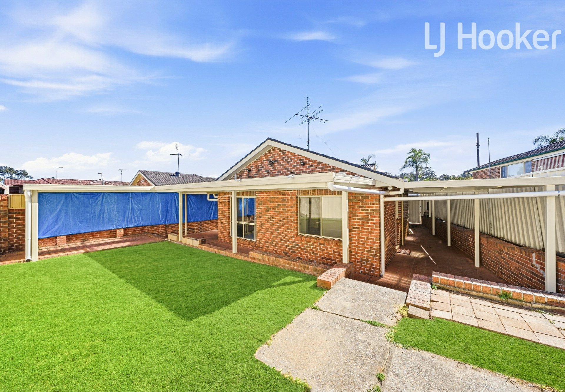 89B Lord Howe Drive — photo 13 of 25