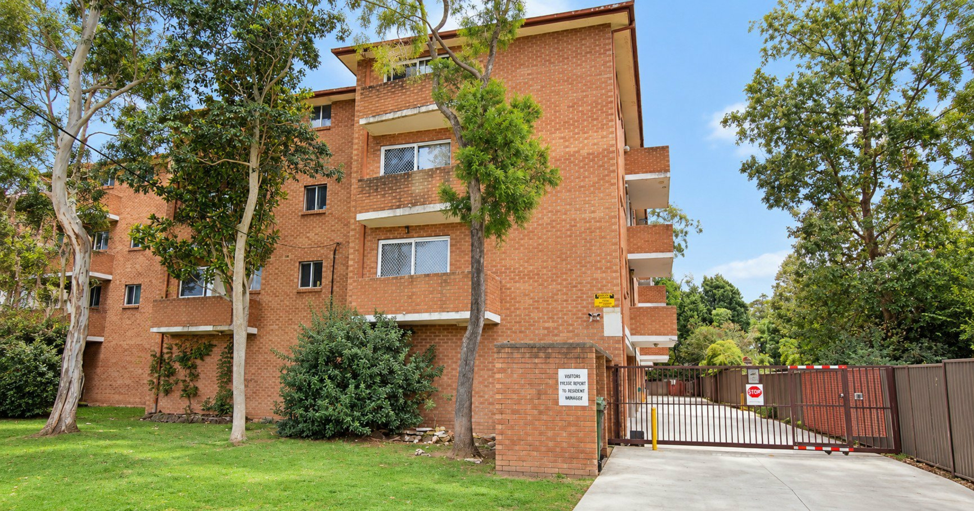 14/1-3 Fairlight Ave — photo from LJ Hooker Cabramatta