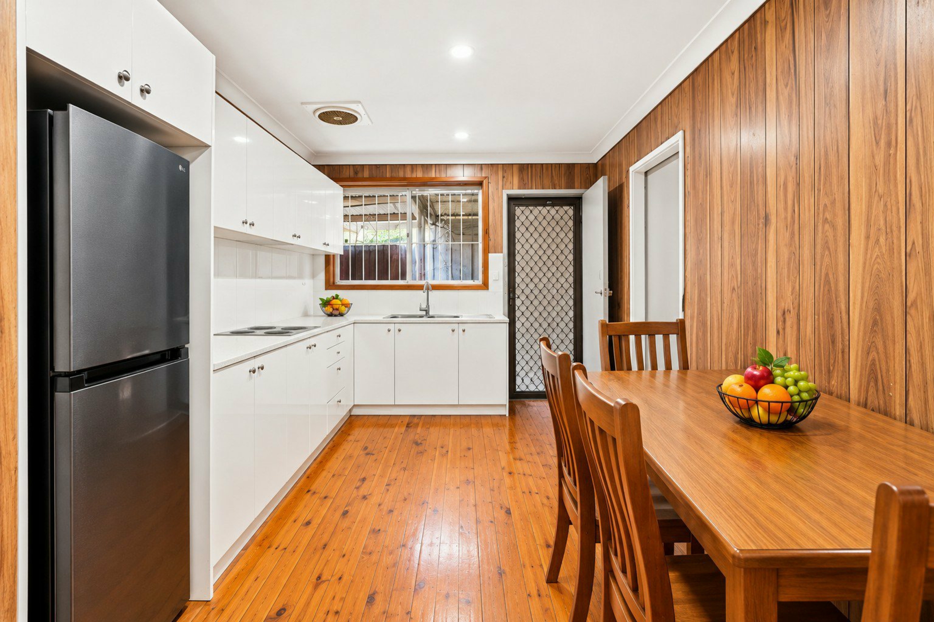 62 Lord Street — photo 2 of 21