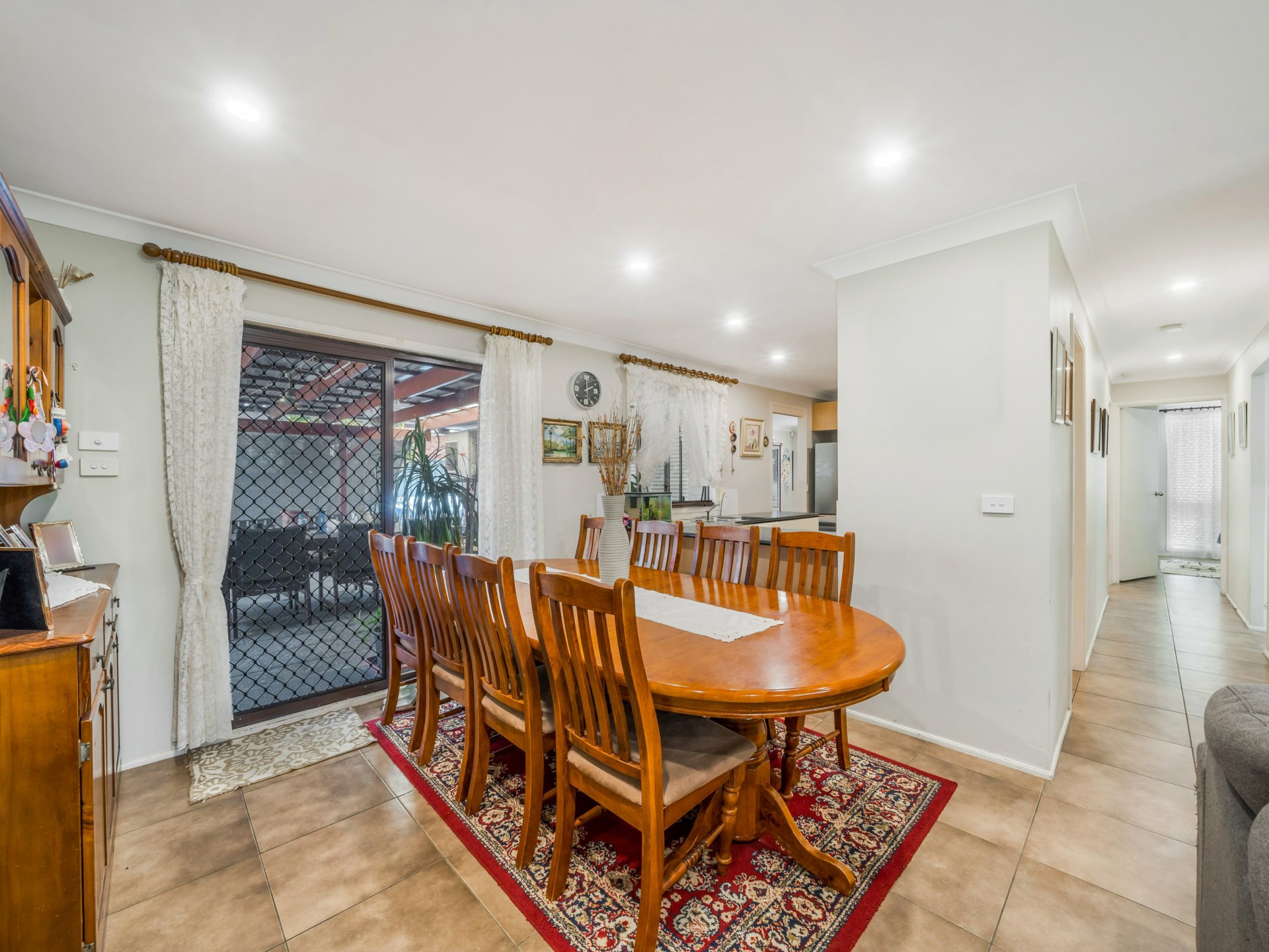 29 Whitlam Avenue — photo 4 of 14
