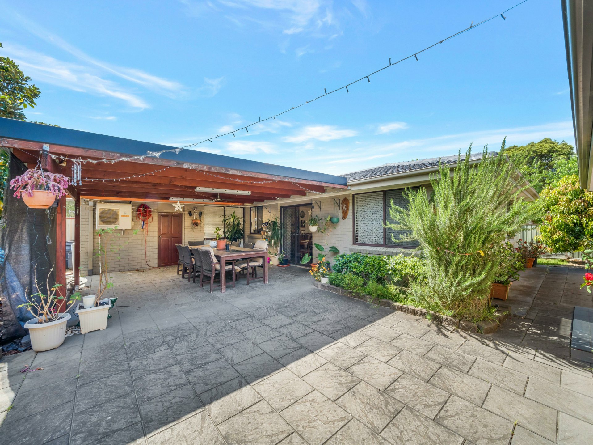 29 Whitlam Avenue — photo 8 of 14
