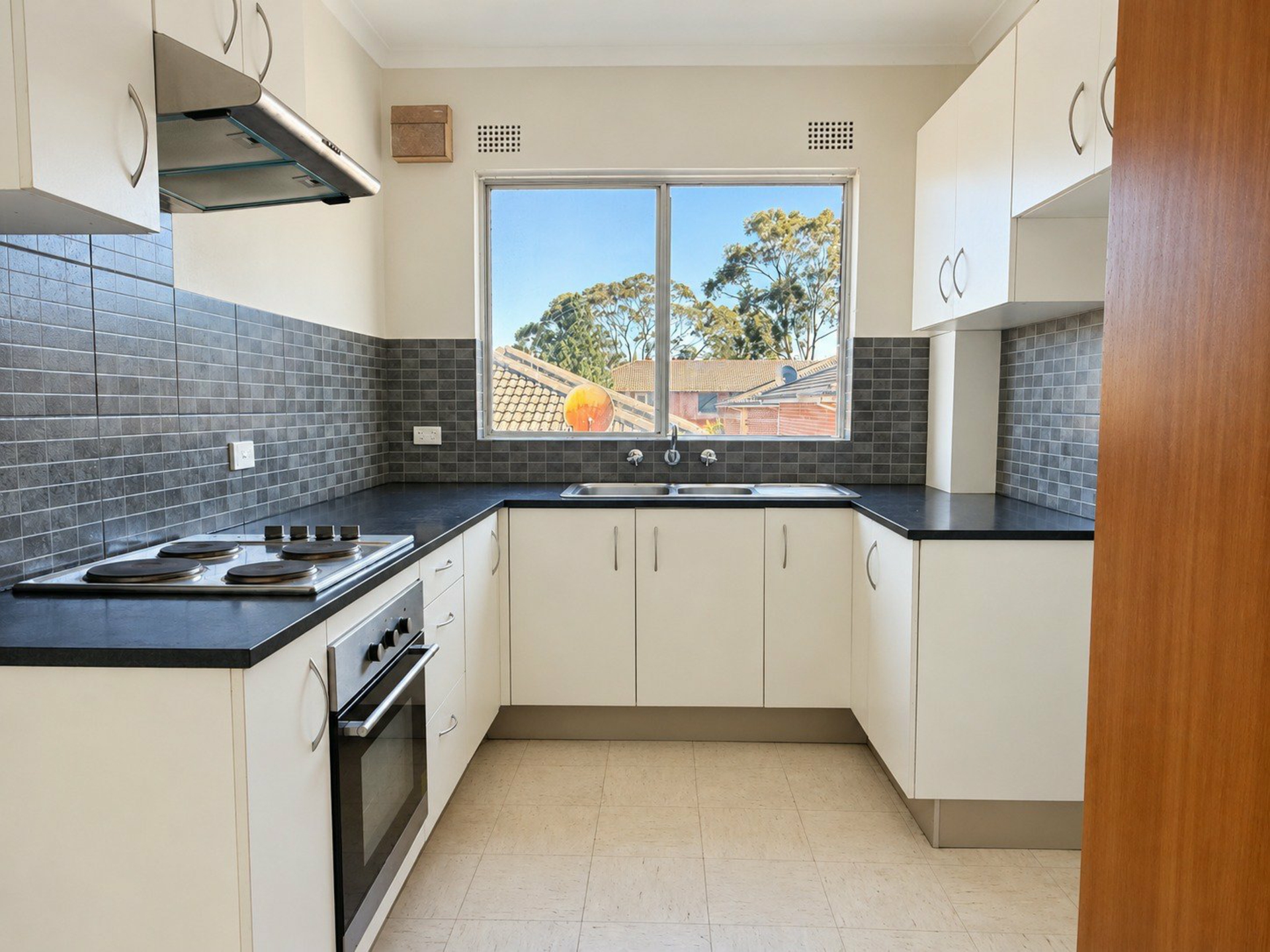 6/7 Crawford Street — photo 5 of 8