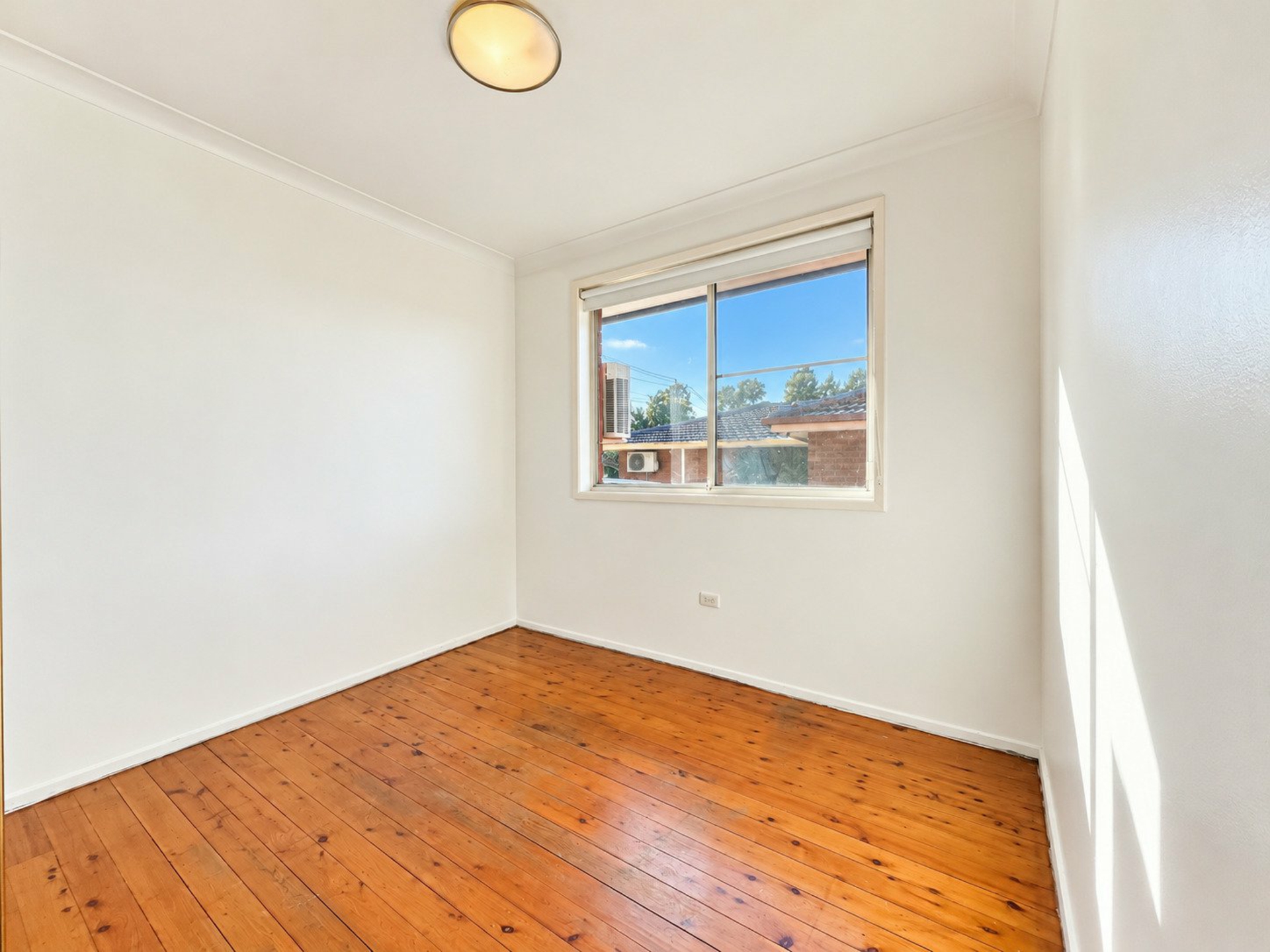 2A Jervis Street — photo 3 of 4