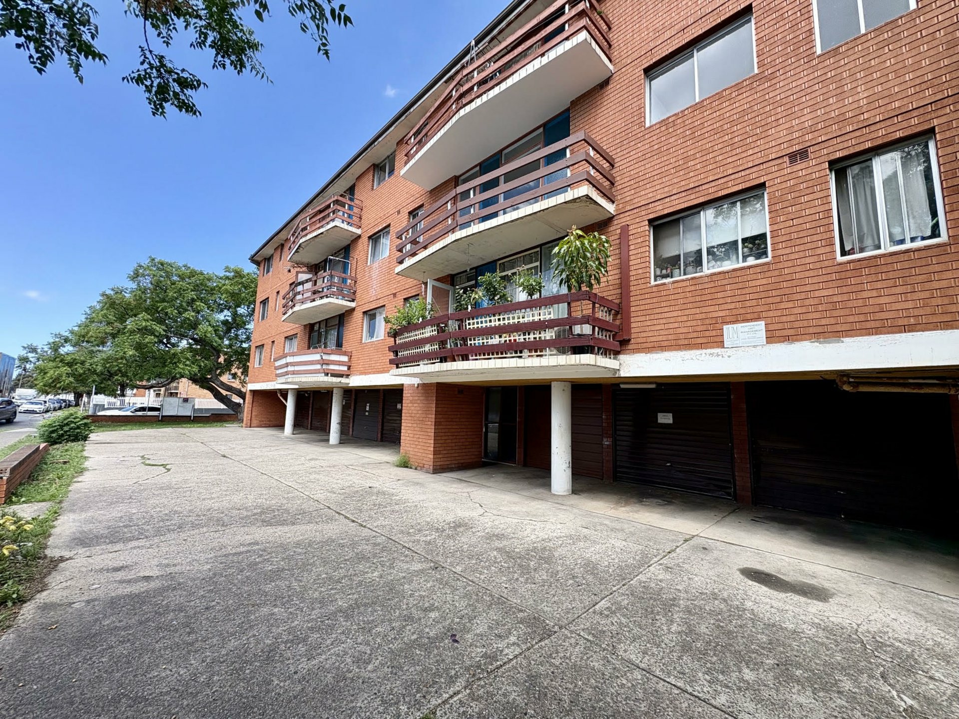 8/23 Park Road — photo from LJ Hooker Cabramatta
