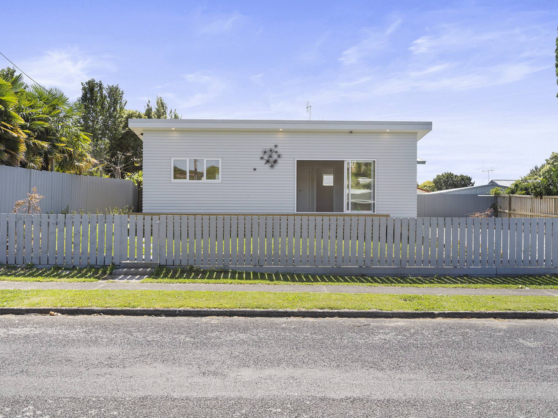 11 Little St, TIRAU