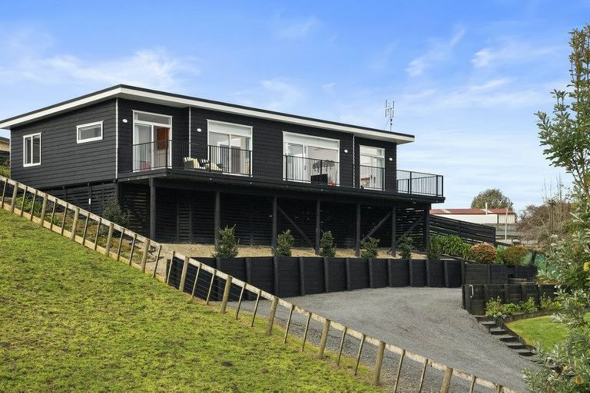 5a Parapara Rd, TIRAU