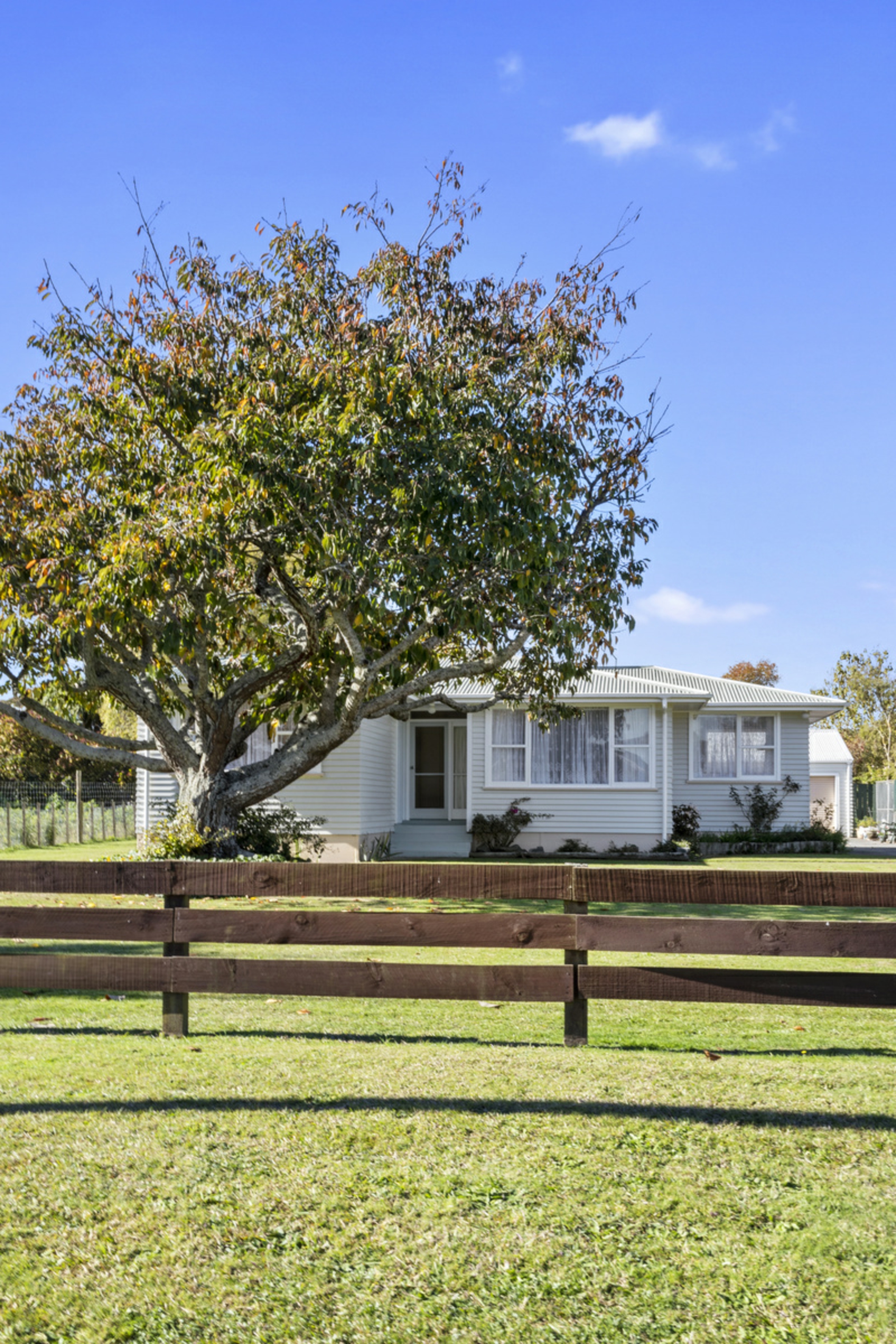 16 Ward Street, WAHAROA