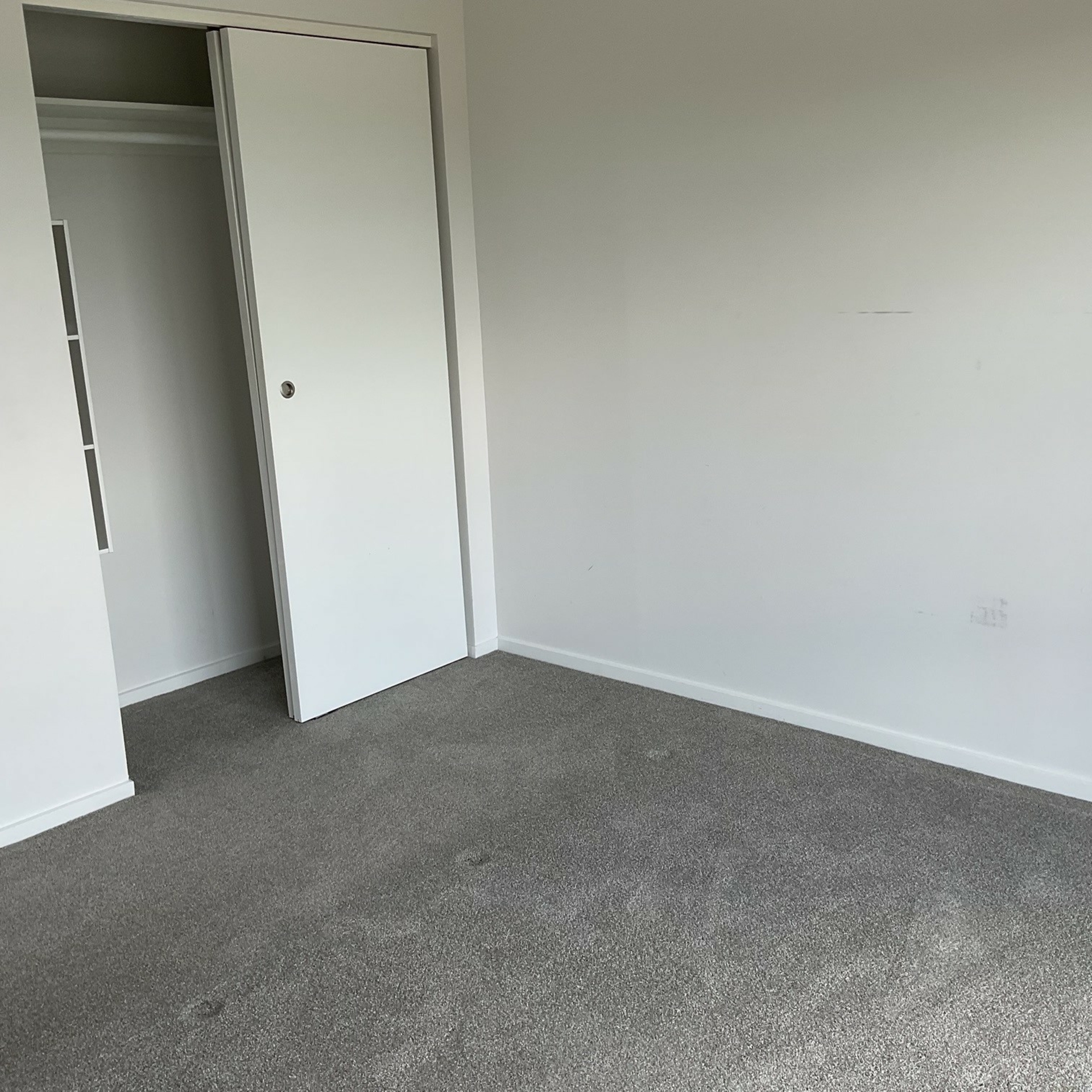 1/10 Pioneer Crescent, OMAHA