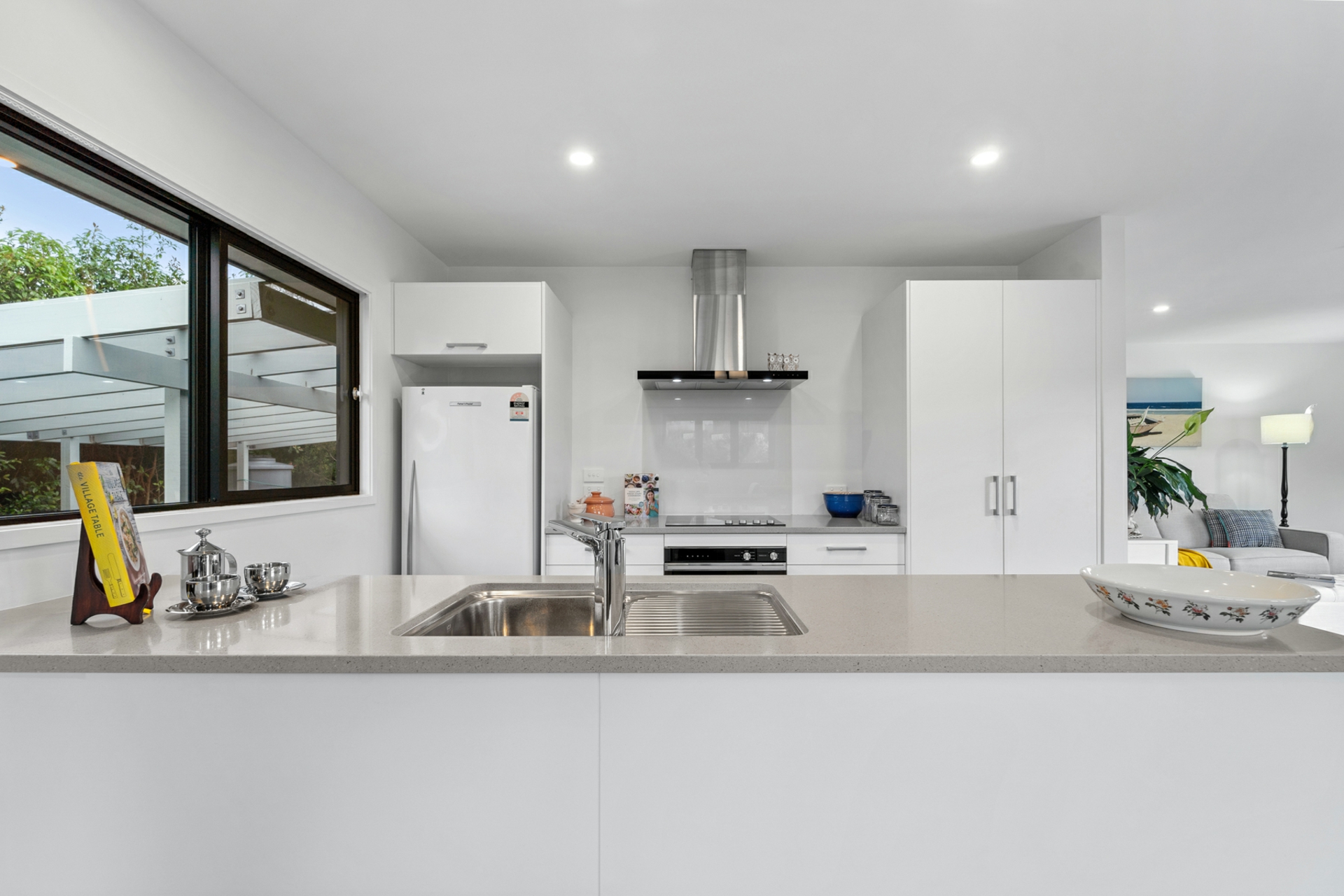 6 Laly Haddon Place, MATAKANA