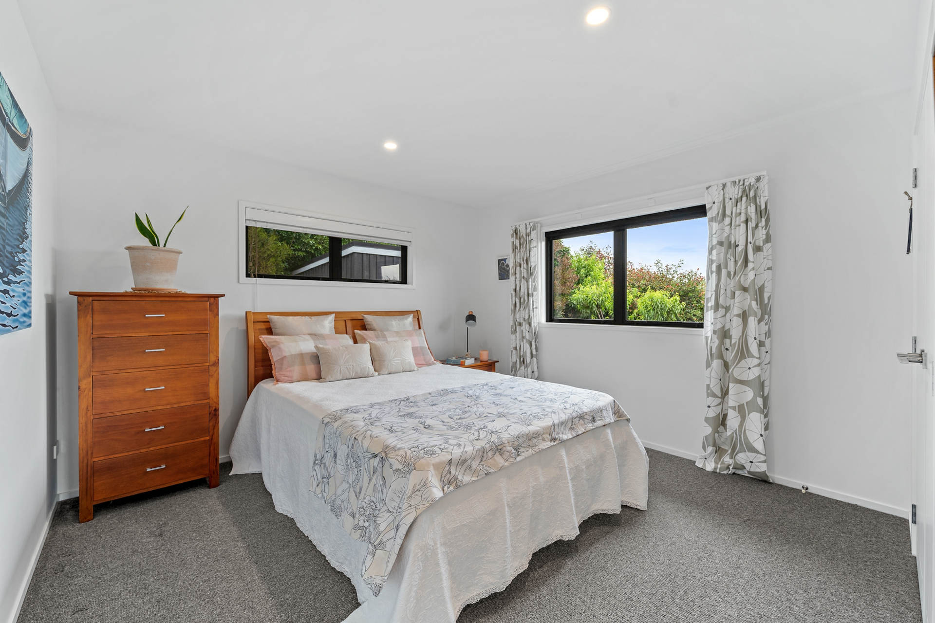6 Laly Haddon Place, MATAKANA