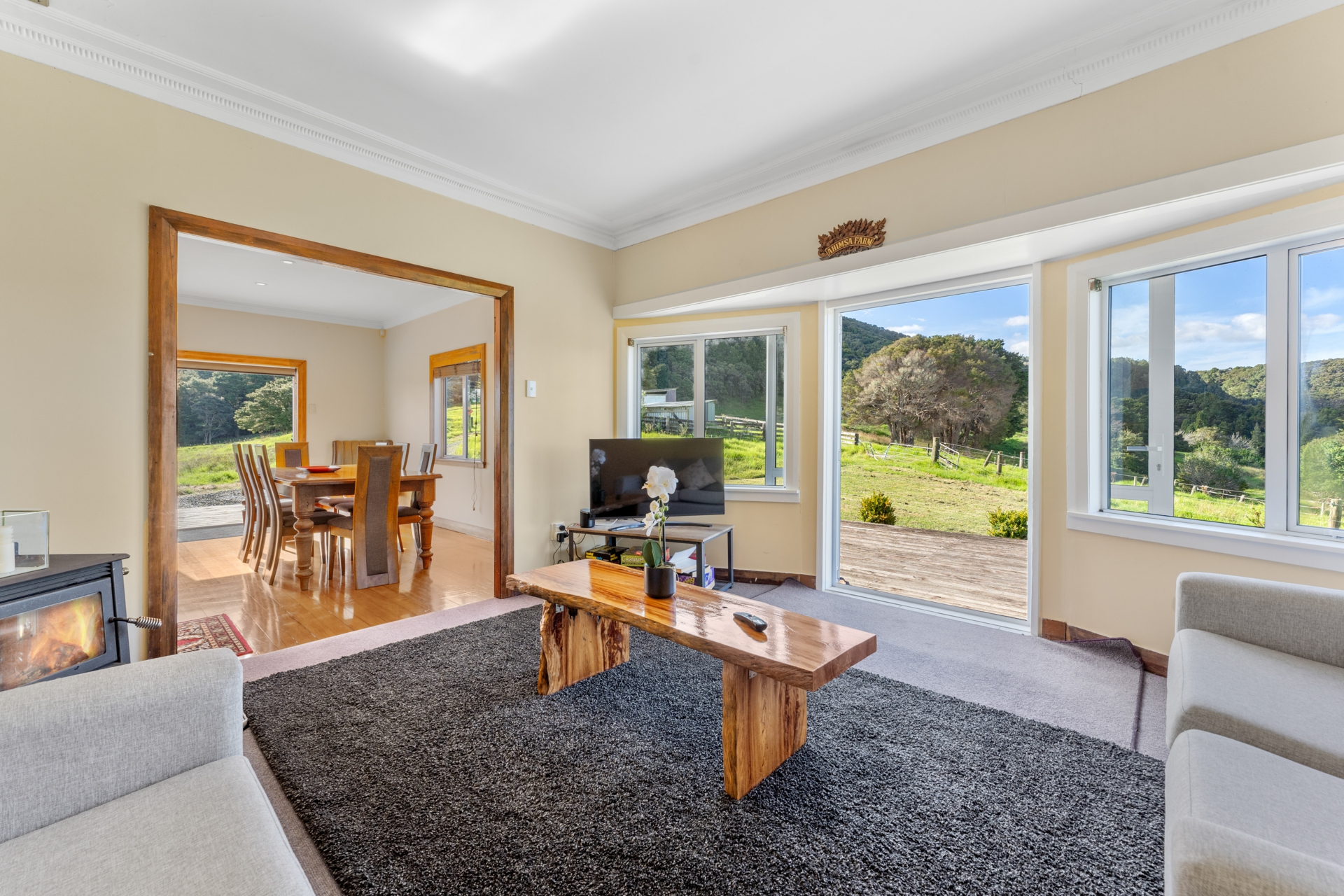 166 Mountain Road, MAUNGATUROTO