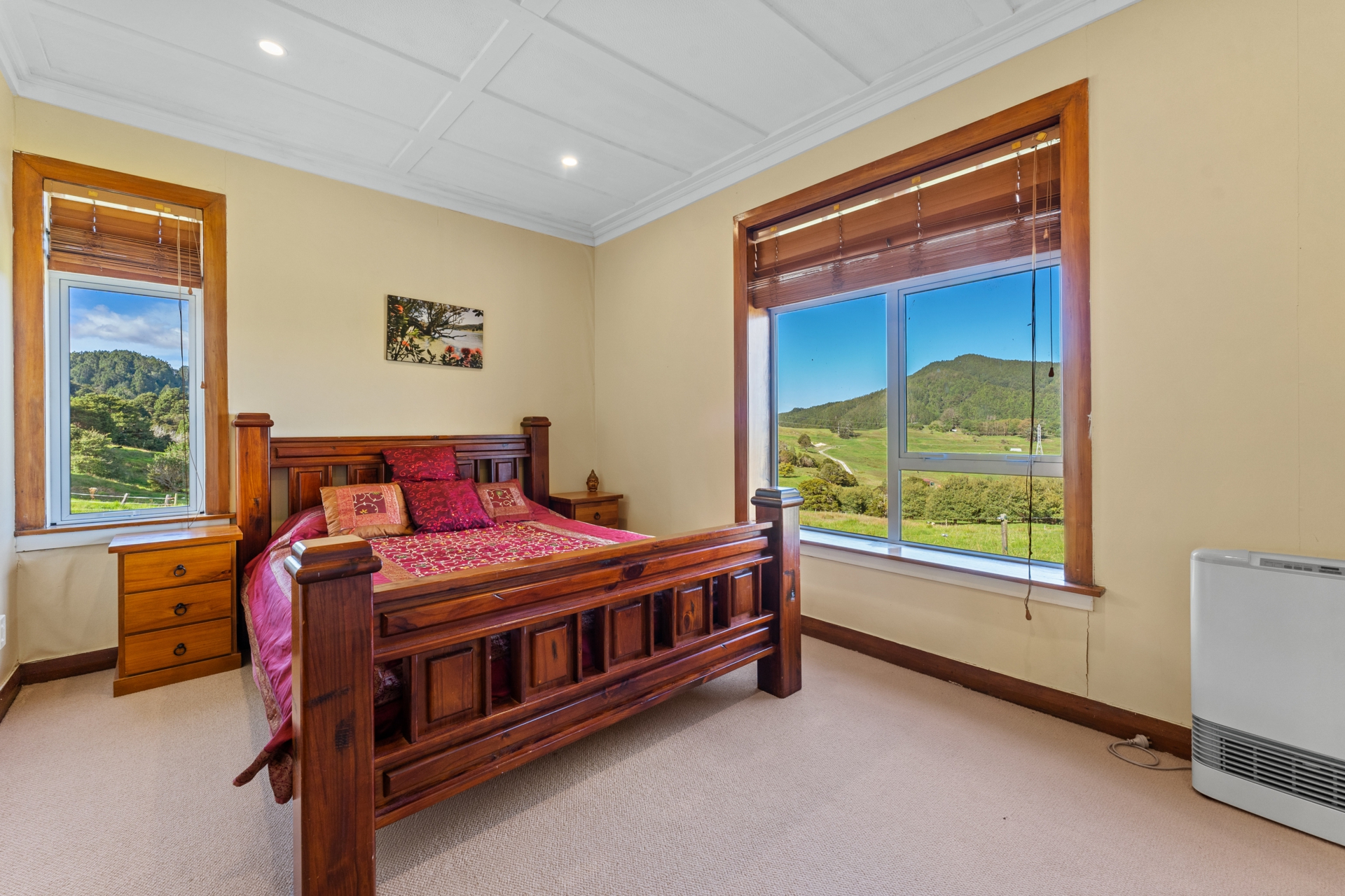 166 Mountain Road, MAUNGATUROTO