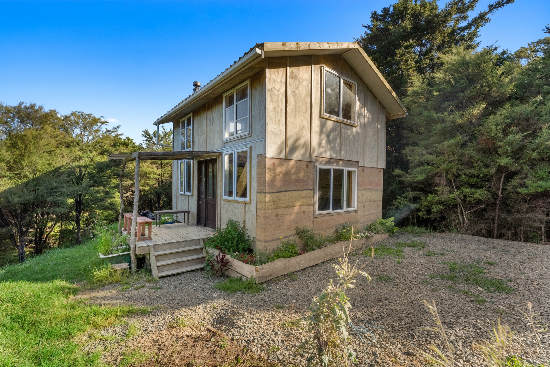 166 Mountain Road, MAUNGATUROTO