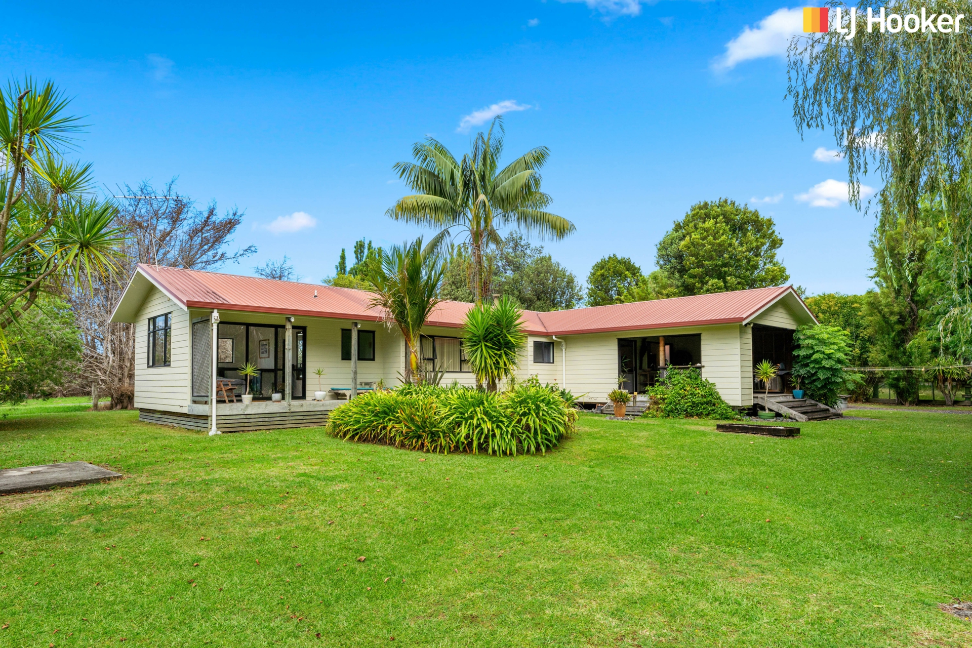 1110 Leigh Road, MATAKANA