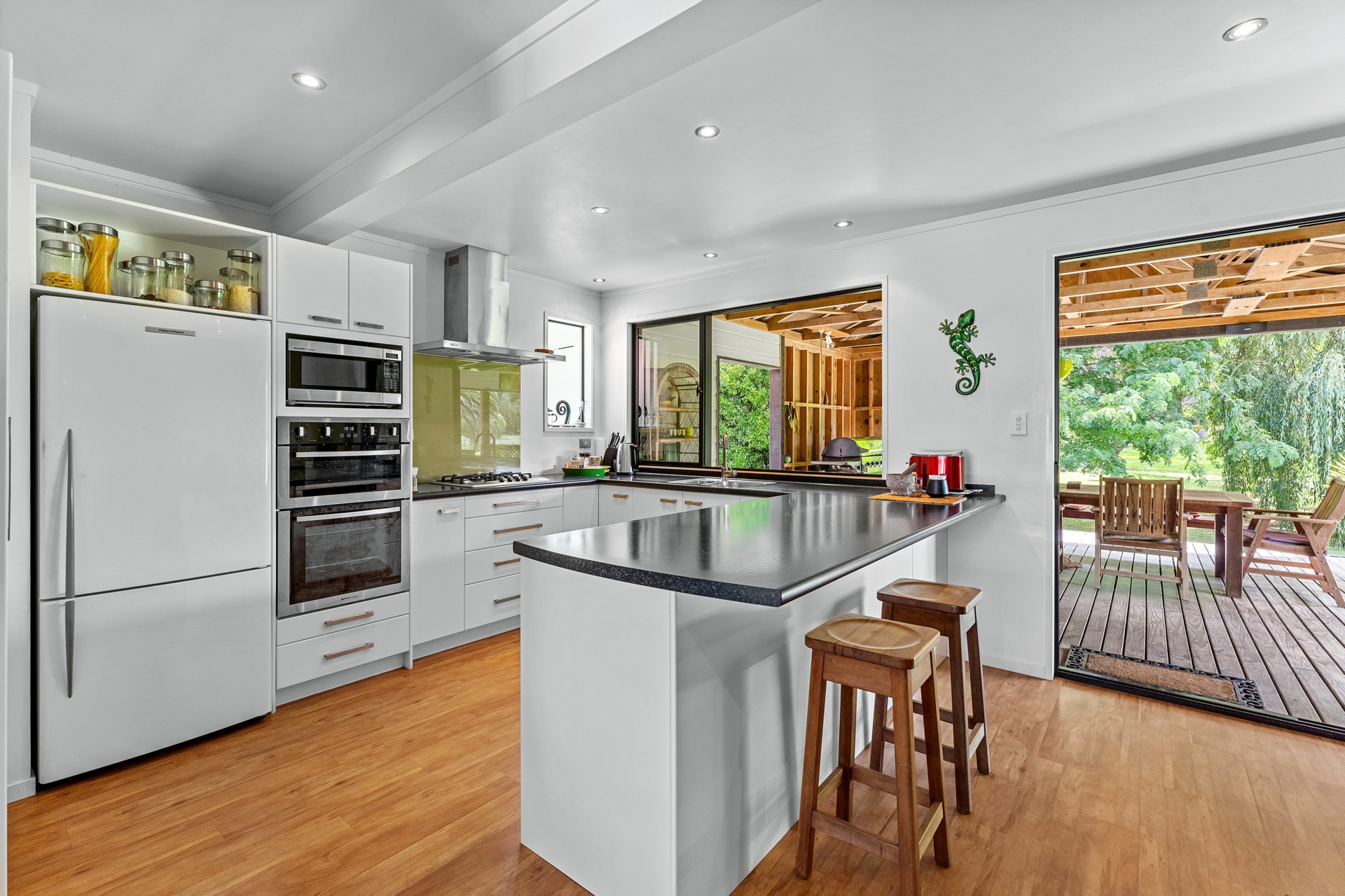 1110 Leigh Road, MATAKANA