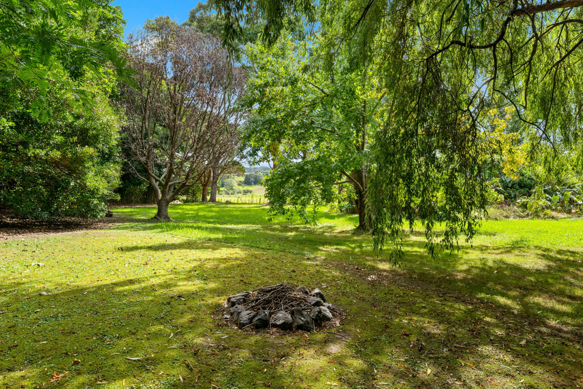 1110 Leigh Road, MATAKANA