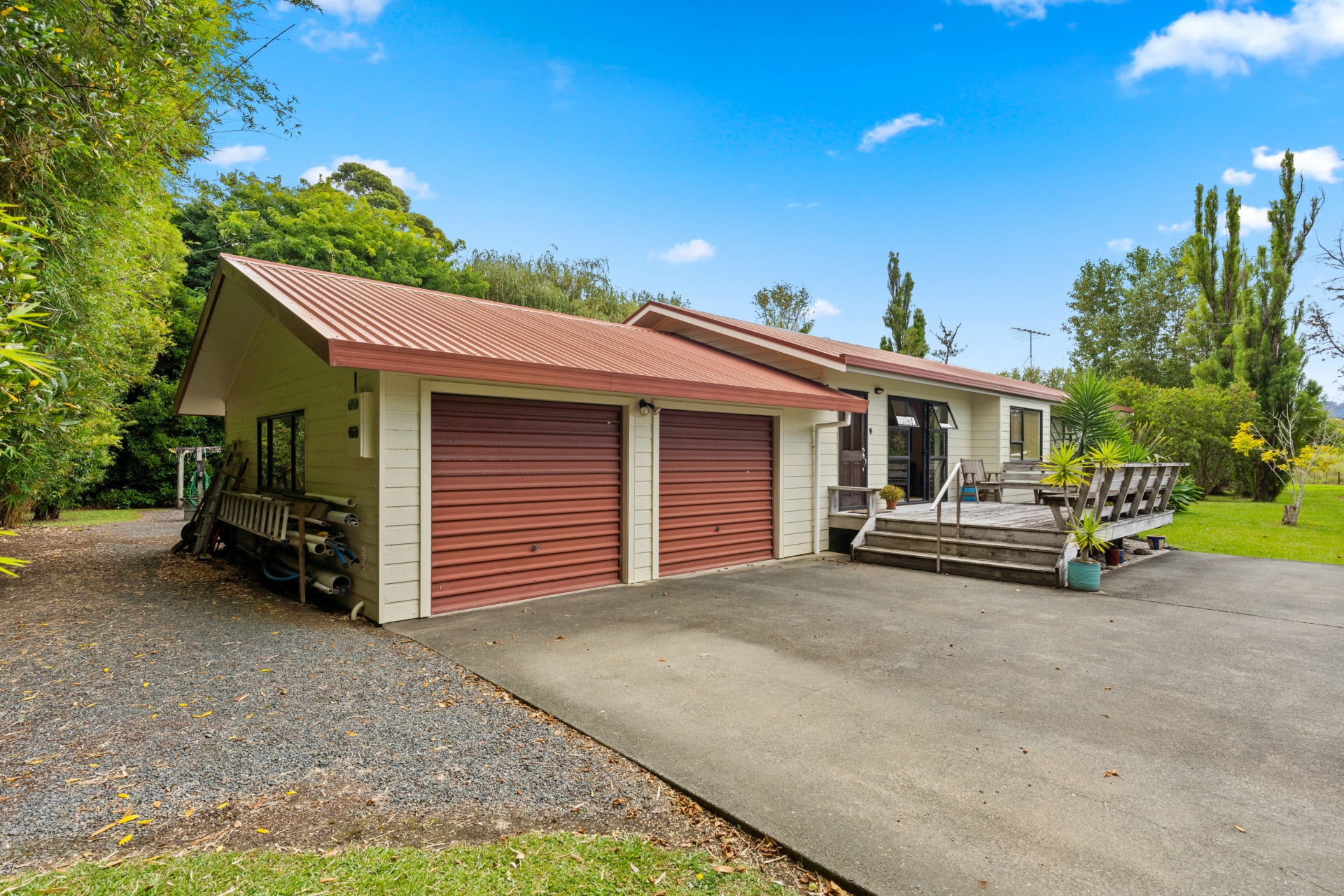 1110 Leigh Road, MATAKANA