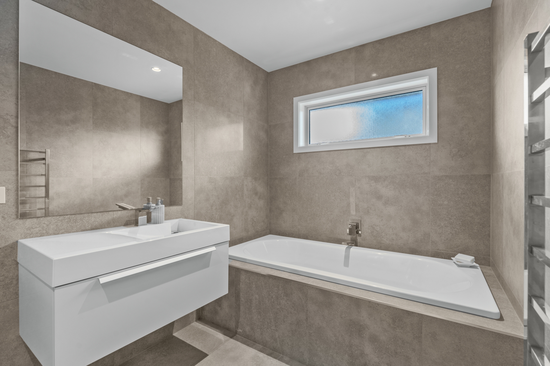 10A Mackay Drive, GREENHITHE