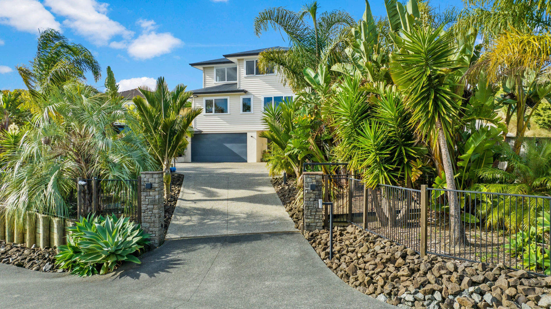 10A Mackay Drive, GREENHITHE