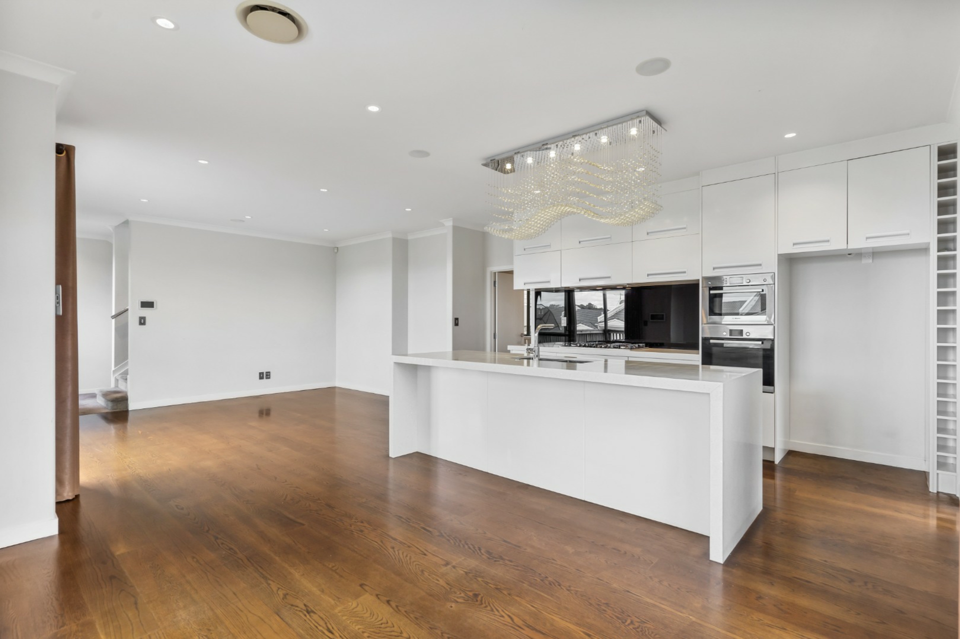 101 Medallion Drive, OTEHA