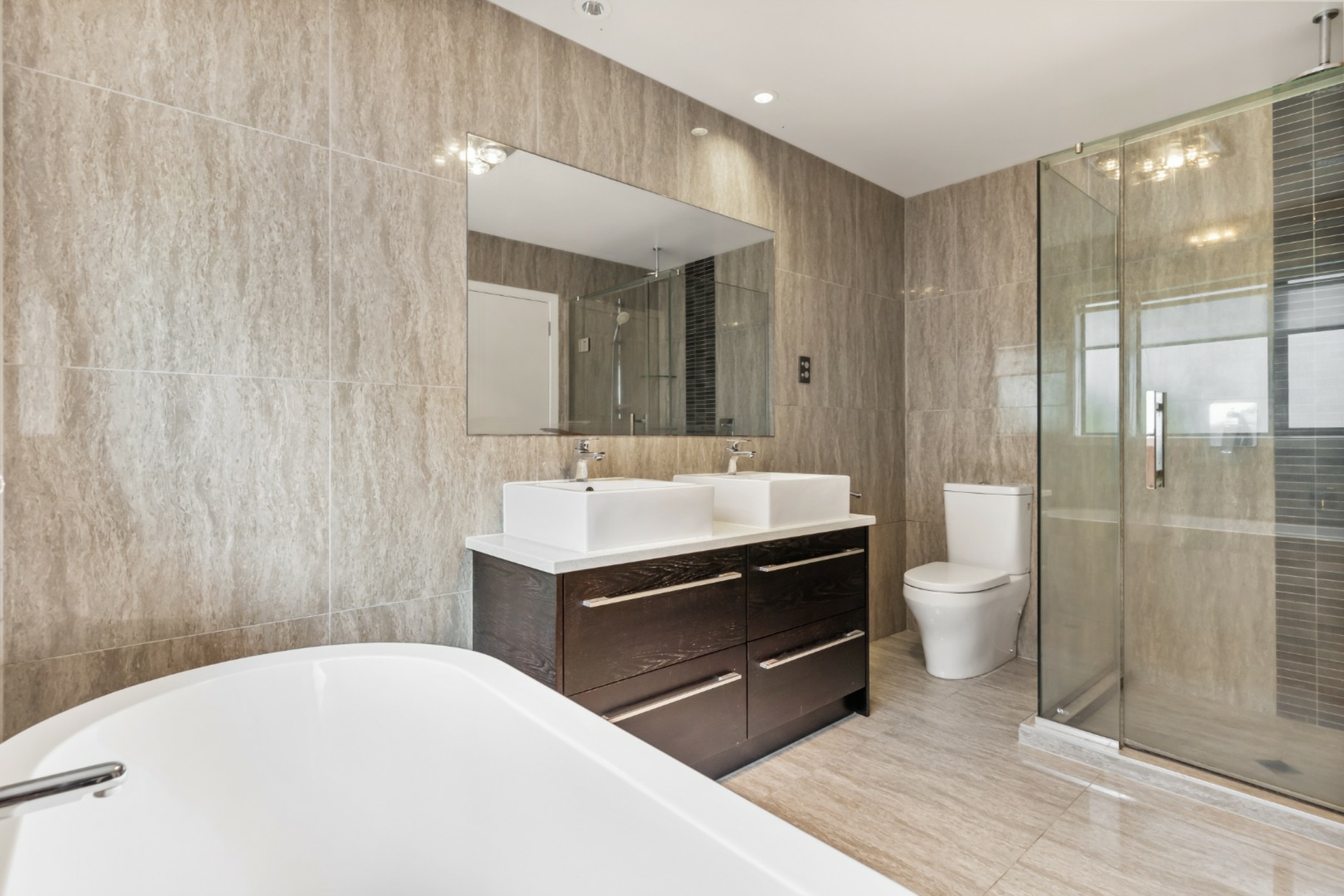 101 Medallion Drive, OTEHA