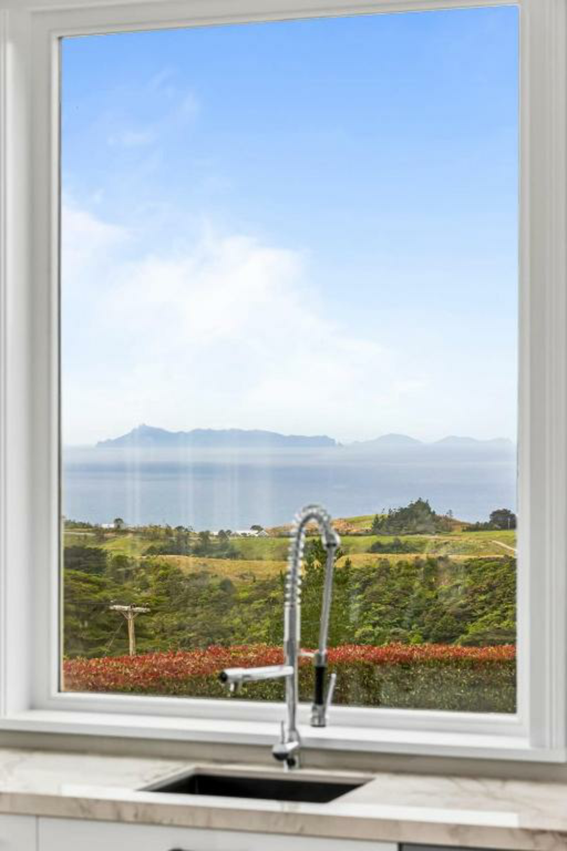 112 Rodney Road, WHANGATEAU