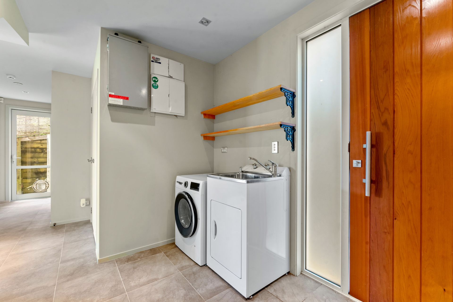 87 M Greenwood Road, LEIGH