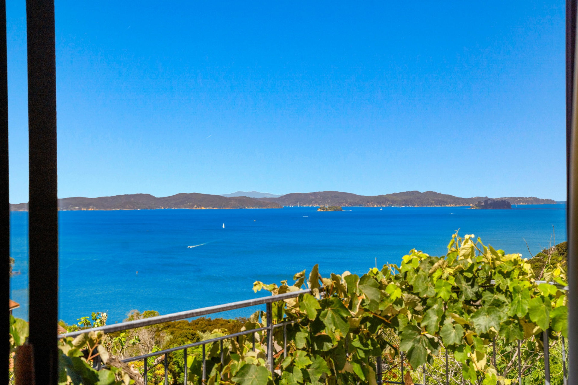 14 Kotare Place, SANDSPIT