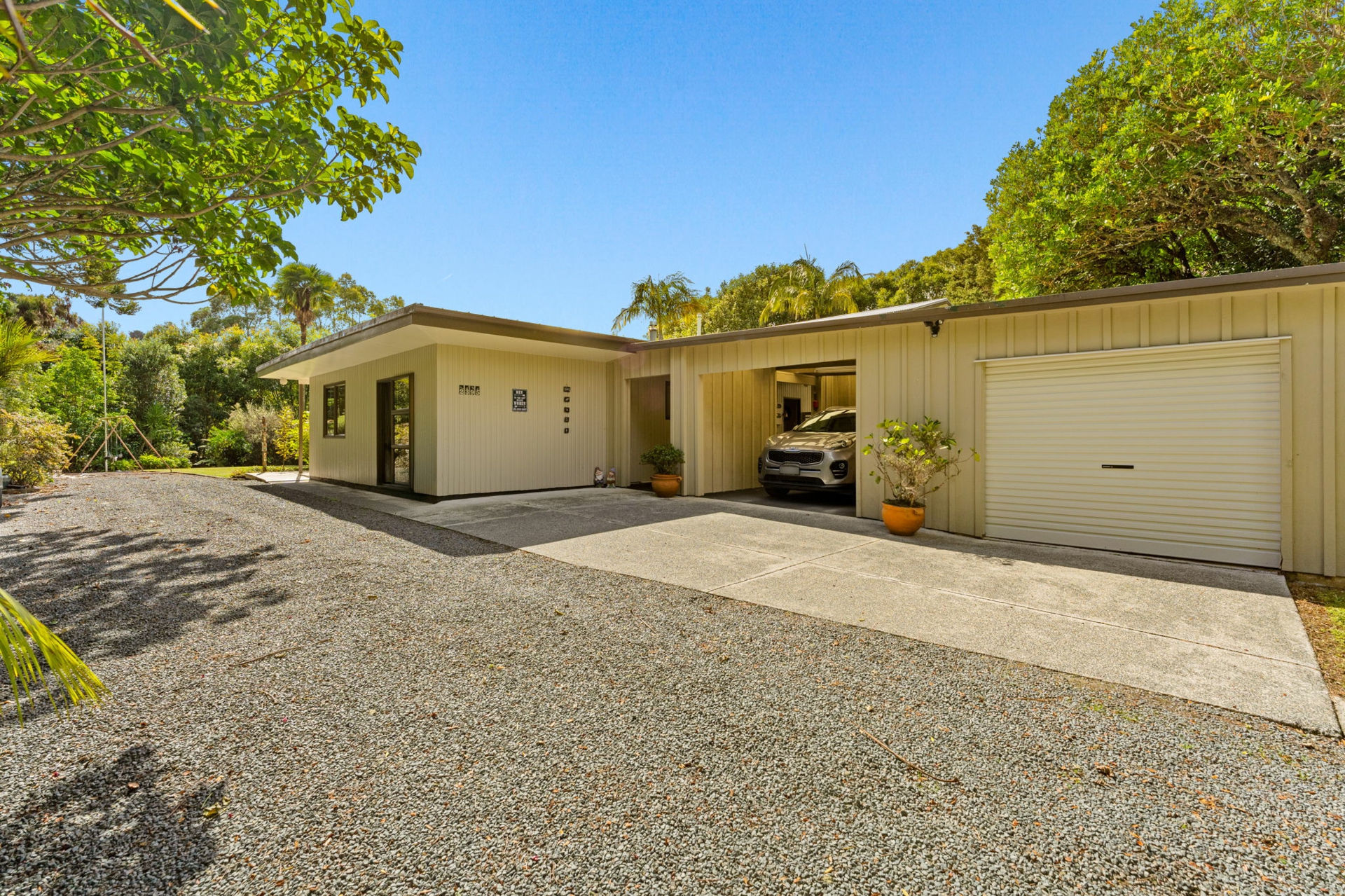 2395 State Highway 1, Brynderwyn,, KAIWAKA