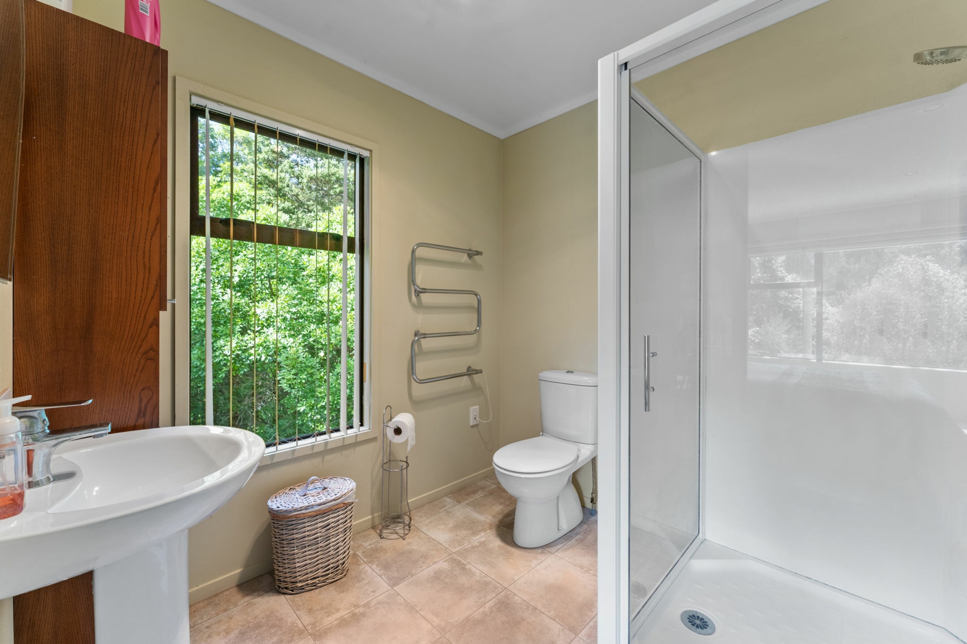 2395 State Highway 1, Brynderwyn,, KAIWAKA