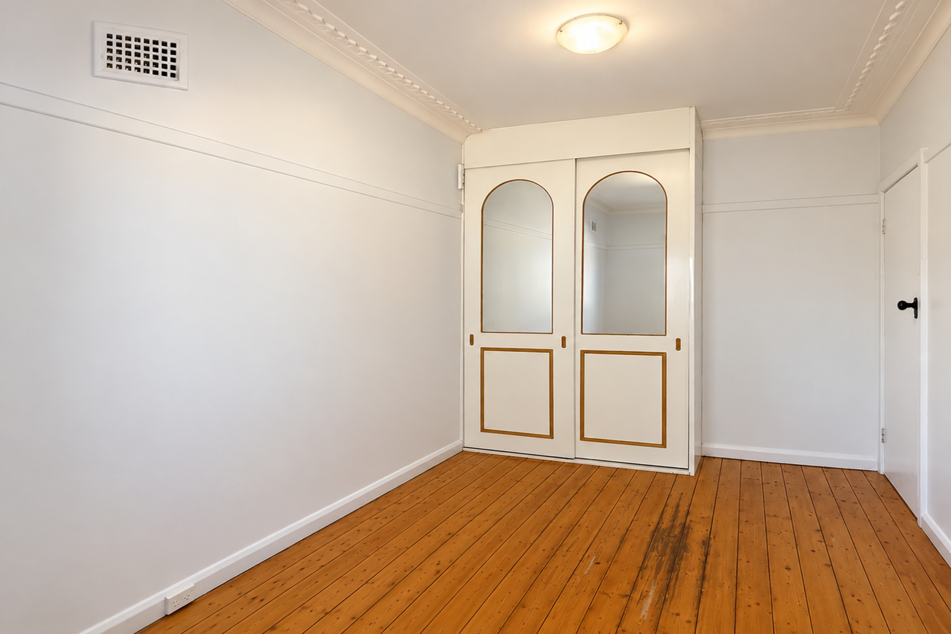 35 Myers Street — photo 6 of 6